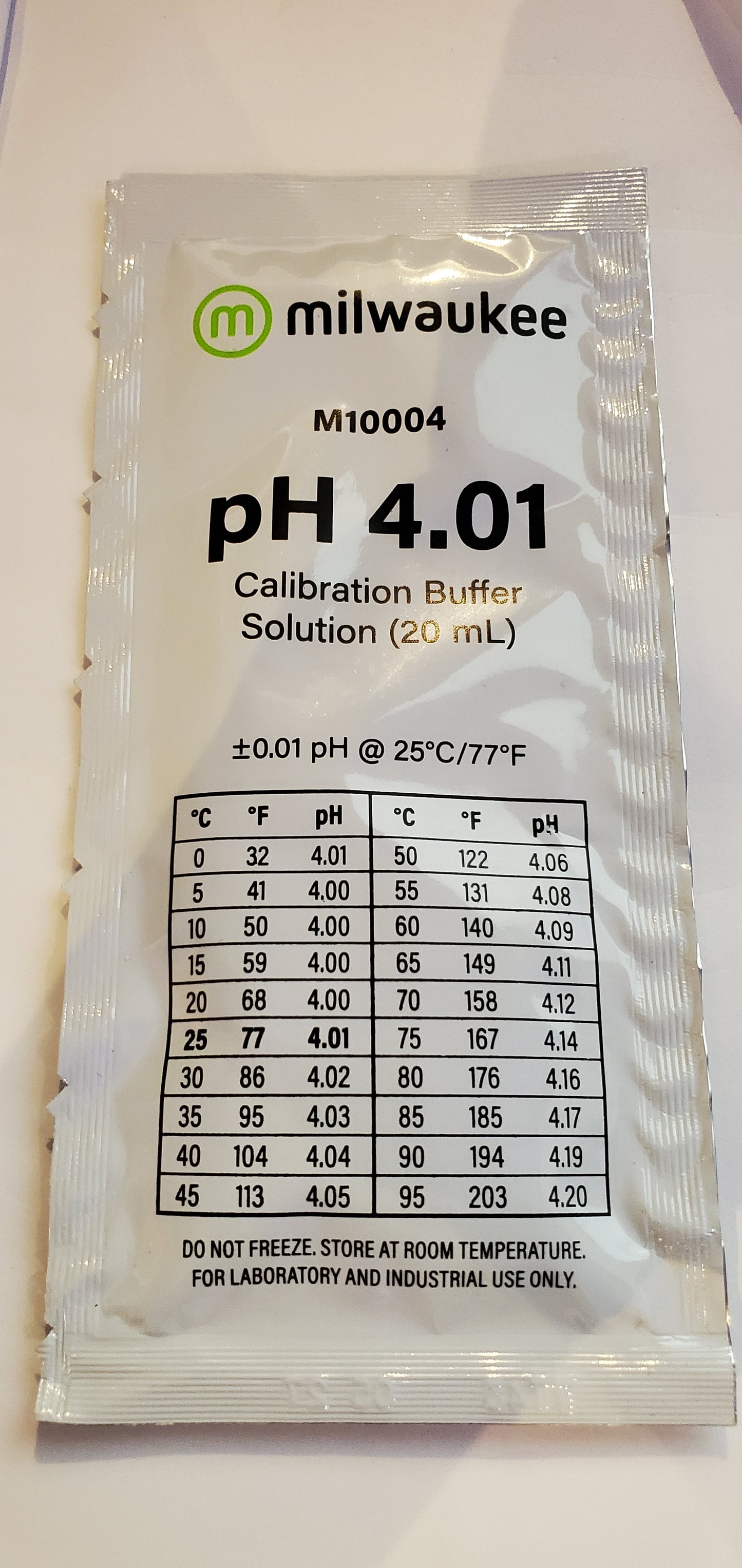 Milwaukee M10004 pH 4.01 Calibration Buffer Sachets